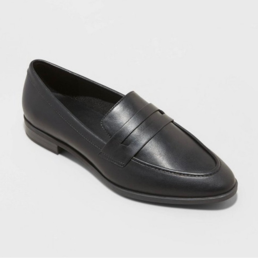 NOIR CLOVER LOAFER | FLATS